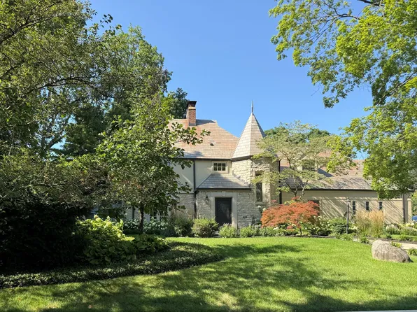 2292 Dorset Rd, Columbus, OH 43221