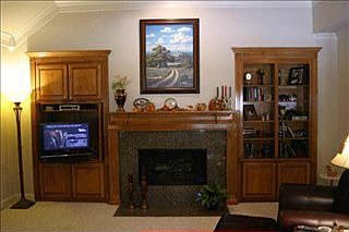 3rd image of 803 Evergreen Ct