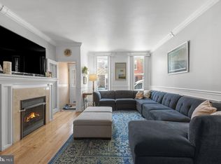 115 Fernon St, Philadelphia, PA 19148