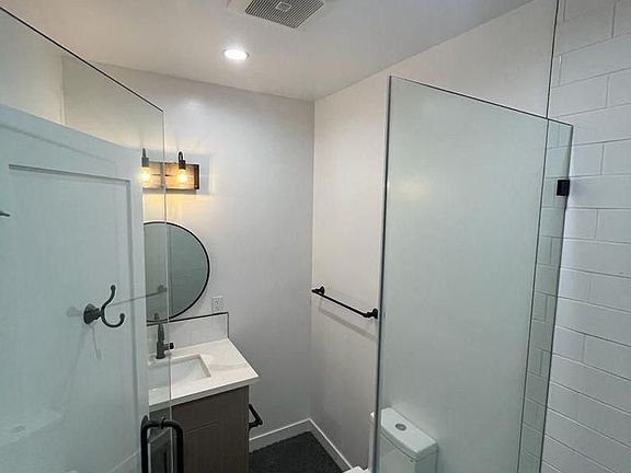 4th image of 11019 Fruitland Dr #12