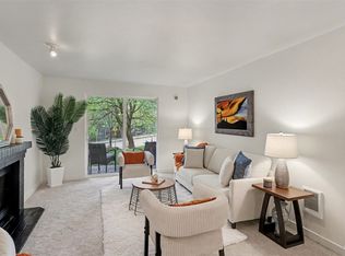 Timber Ridge Condominium, Woodinville, WA 98072