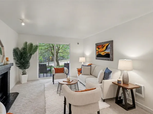 14210 NE 181st Place #M102, Woodinville, WA 98072