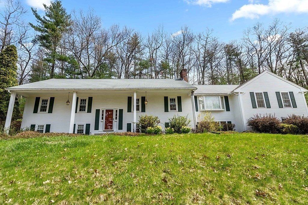 101 Hartwell Ave, Littleton, MA 01460 | Zillow