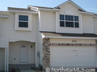 9022 Marsh Run St, Rockford, MN 55373