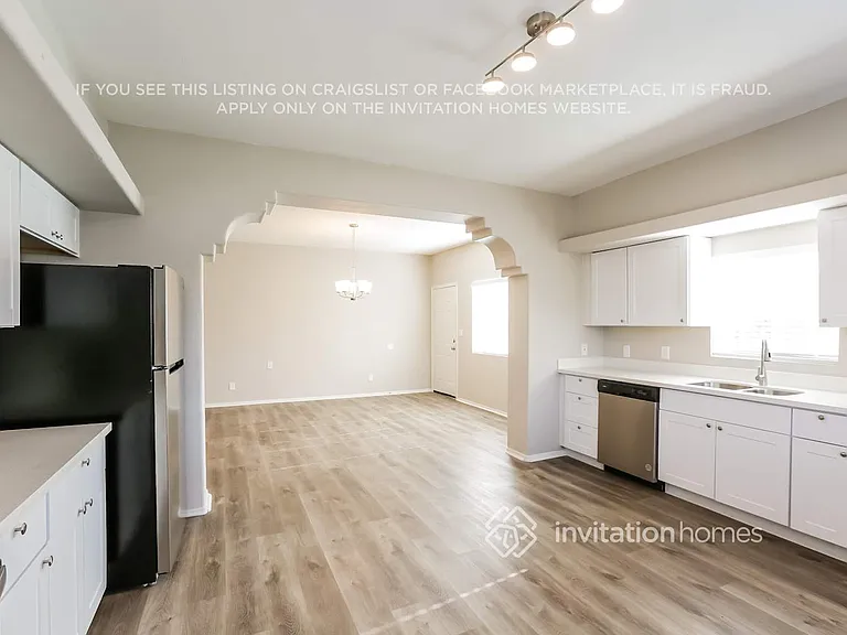 8712 W Turney Ave — Photo 6