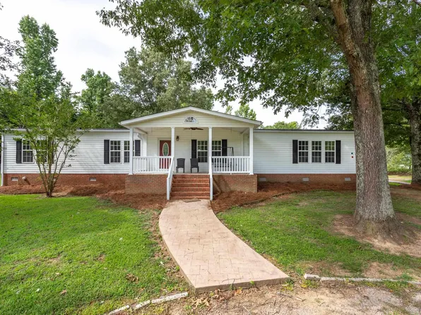 1370 Spring Rd, Ohatchee, AL 36271