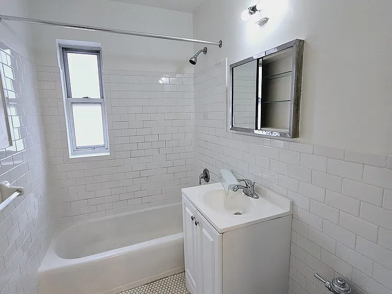 Grove St — Photo 8
