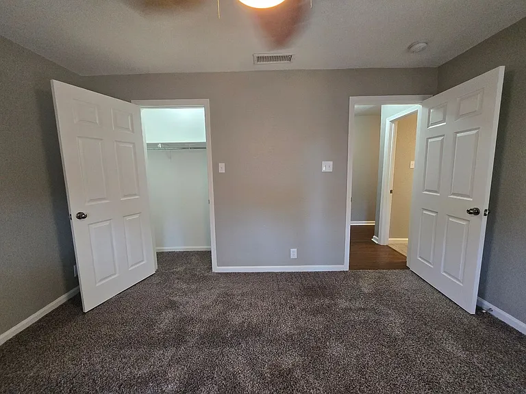 1049 Summerplace Ln — Photo 52
