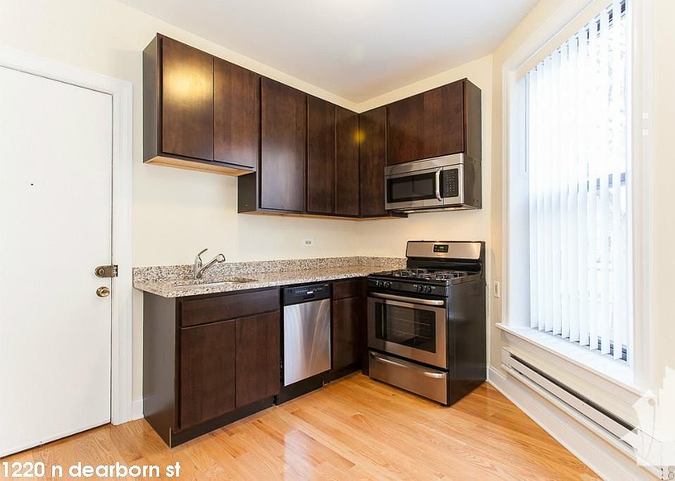 1st image of 1220 N Dearborn St #226