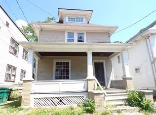712 Townsend Pl, Niagara Falls, NY 14301