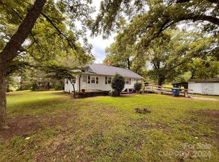 615 Irish Potato Rd, Concord, NC 28025