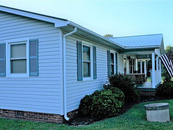 5th image of 205 Westwood Dr