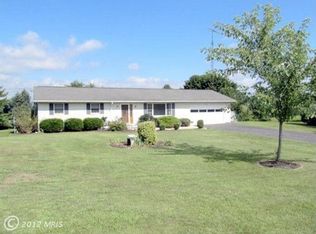 7027 Horst Rd, Chambersburg, PA 17202