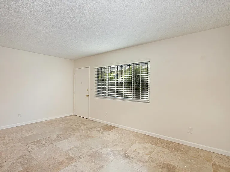 4140 Utah St — Photo 12
