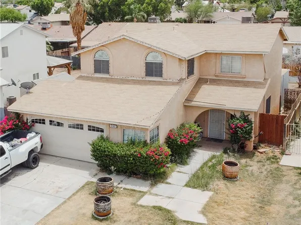 2461 W Holt Ave, El Centro, CA 92243
