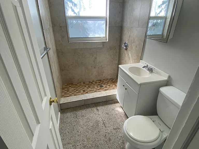 3712 Henry Ave — Photo 18