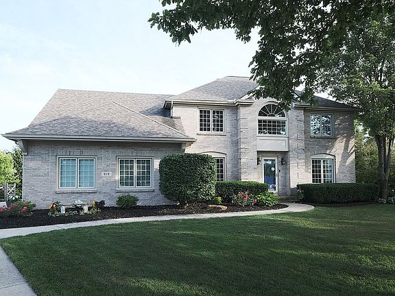 2nd image of 919 Fawn Cir