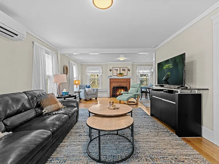 6 Davis Way #1 — Photo 15