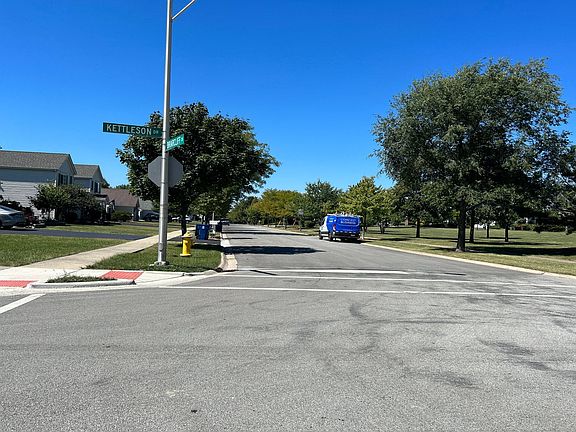 4th image of 619 Briarcliff Dr