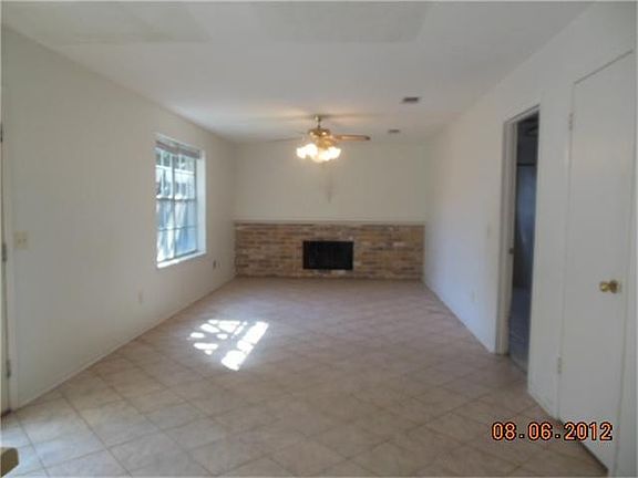 5th image of 2511 Stacy Dr