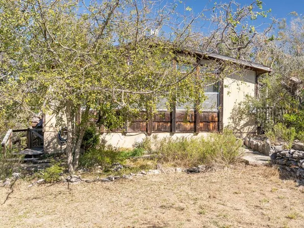 127 Drew Ln, Kerrville, TX 78028