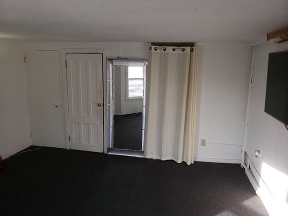 2nd image of 42 Avenue C
