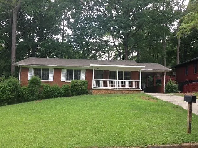 1427 Aniwaka Ave SW photo 1