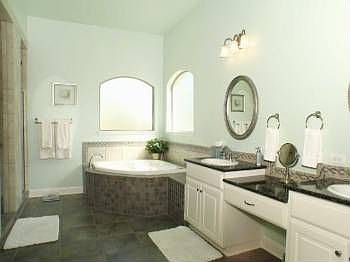 5th image of 3119 Castellano Way