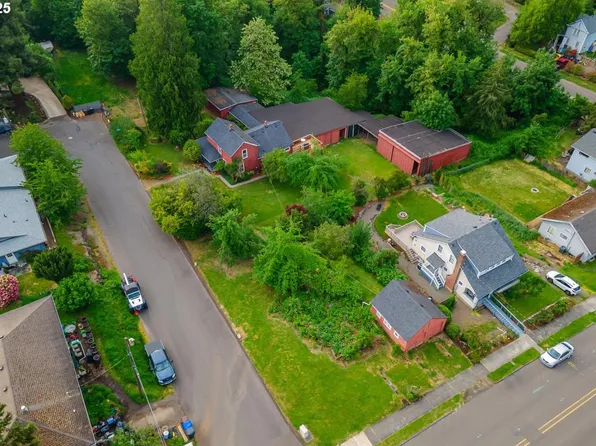 14th St #3, Oregon City, OR 97045