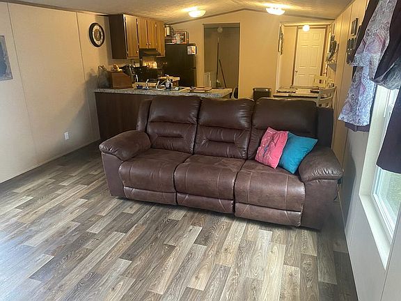 Living Room 16x13