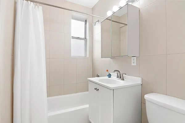 Sold by Compass | media 17