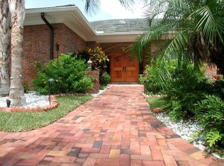 1024 Royal Birkdale Dr, Tarpon Springs, FL 34688