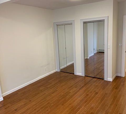 5th image of 3515 Grace Ave