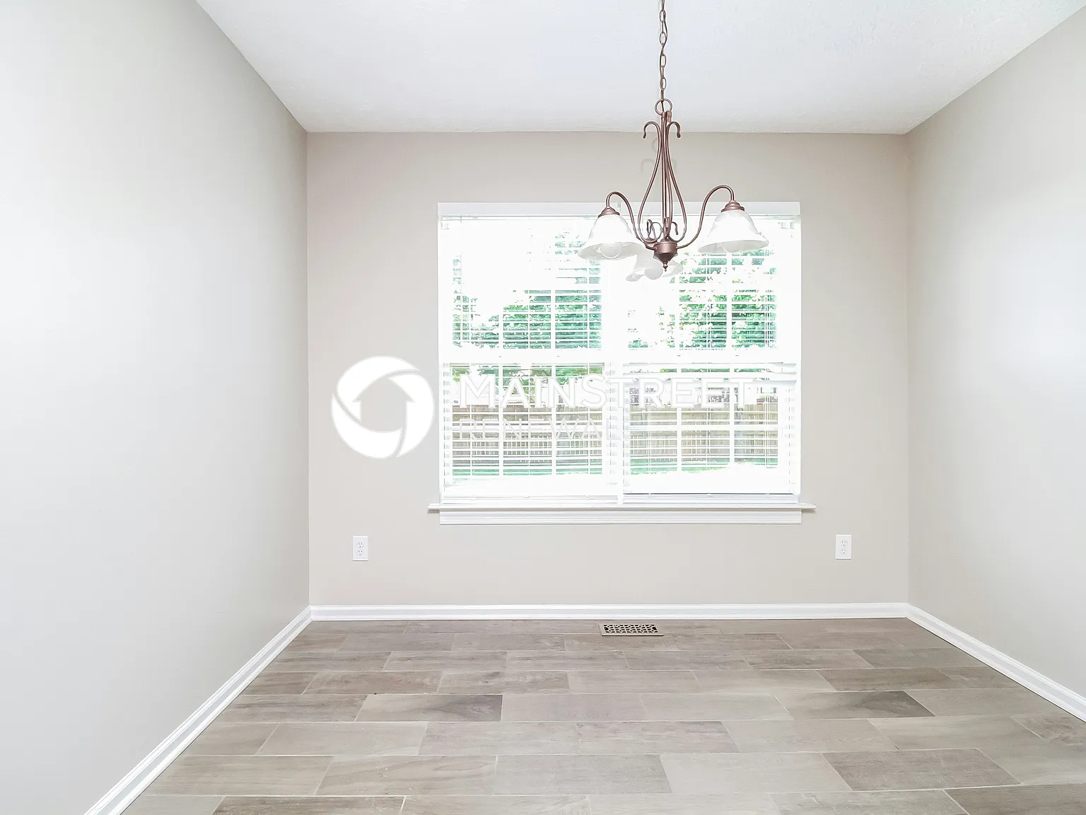 4919 Pillar Dr — Photo 4