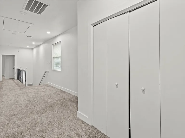 8127 Hoffman St — Photo 6