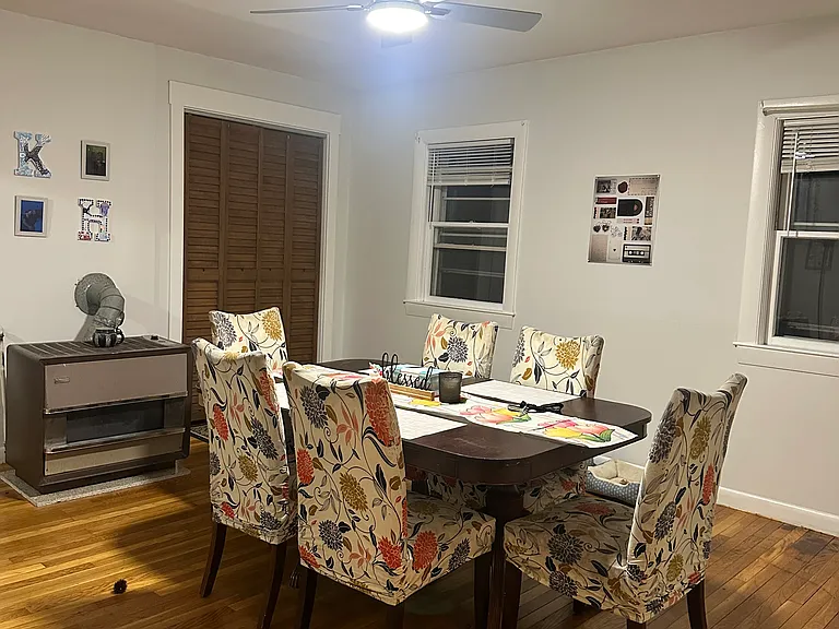 2 Hyacinth St #3 — Photo 10