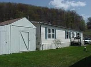 26 Upper Ln, Coudersport, PA 16915