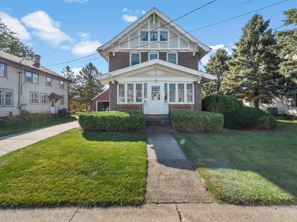 209 E Highland Ave, Monticello, WI 53570