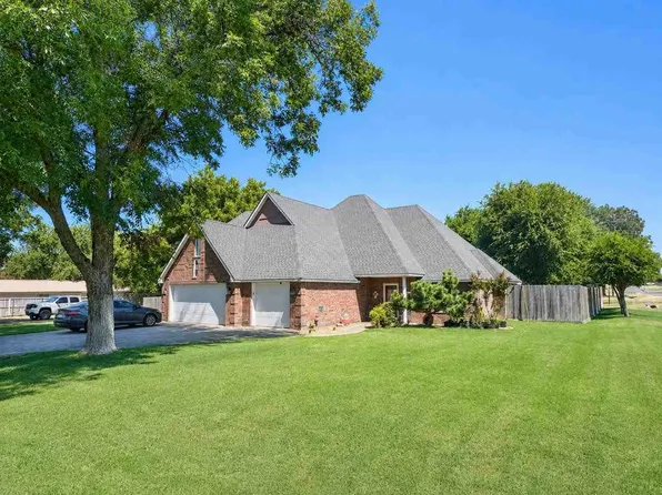501 W F Ave, Cache, OK 73527