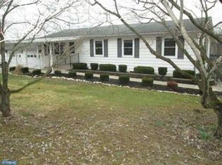 465 Icedale Rd, Honey Brook, PA 19344