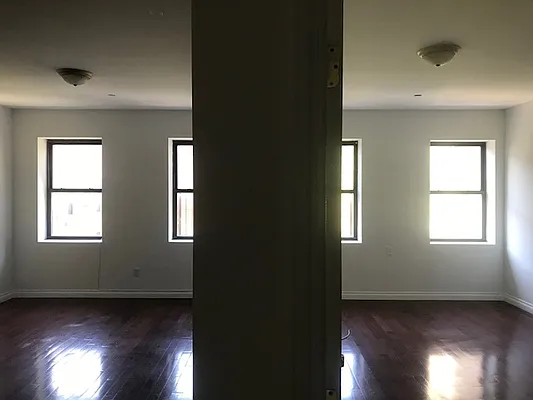 Rented by Salon Realty Corp | media 17