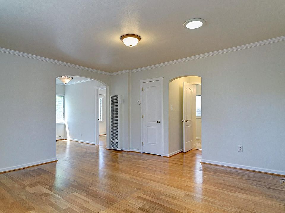 2025 Corinth Ave 1/2, Los Angeles, CA 90025 Zillow