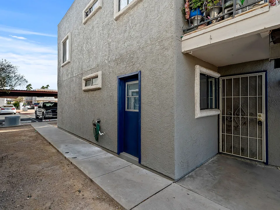 1-web-or-mls-645 W Rio Salado Pkwy E101--17_12132024