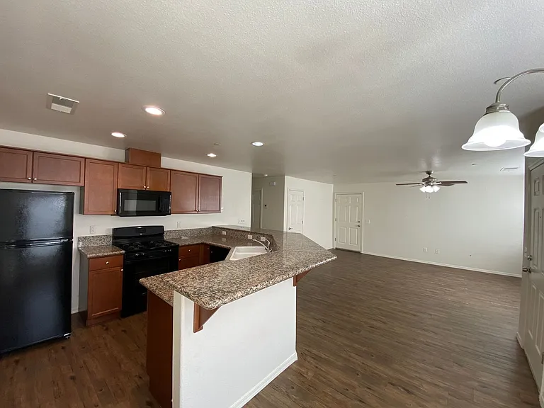 2109 Bella Oaks Dr — Photo 28