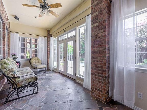 4th image of 1593 Bowie Ln
