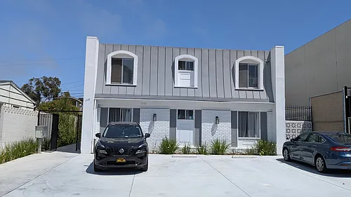 1320 Felspar St Photo 1