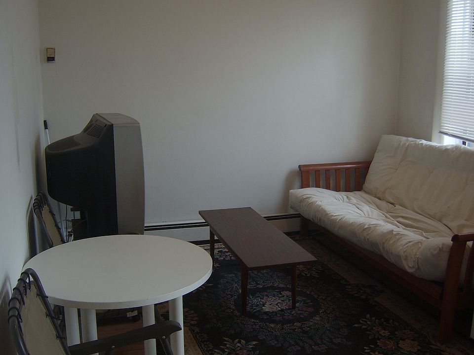 2nd image of 149 Zabriskie St #7001
