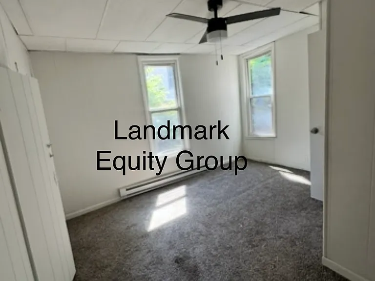 1712 Jules St — Photo 8