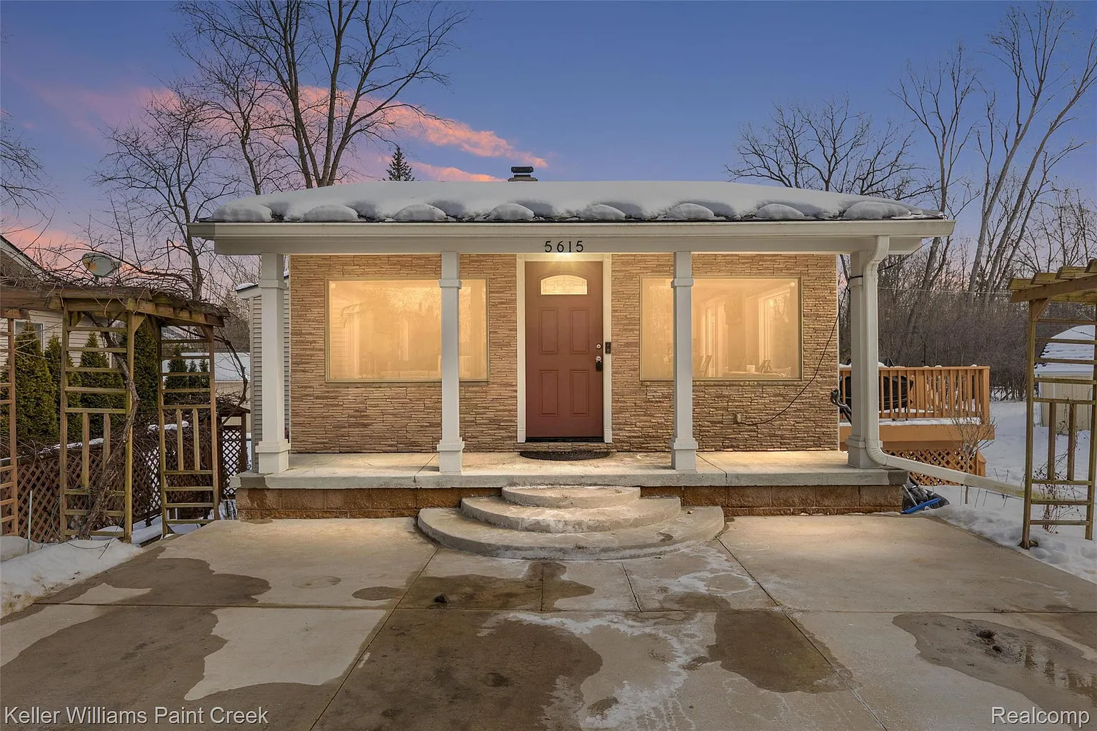 5615 Loveland St photo 1