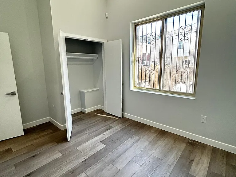 2415 N 7th St #C — Photo 2